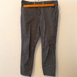 Old Navy Pixie Ankel Trousers
